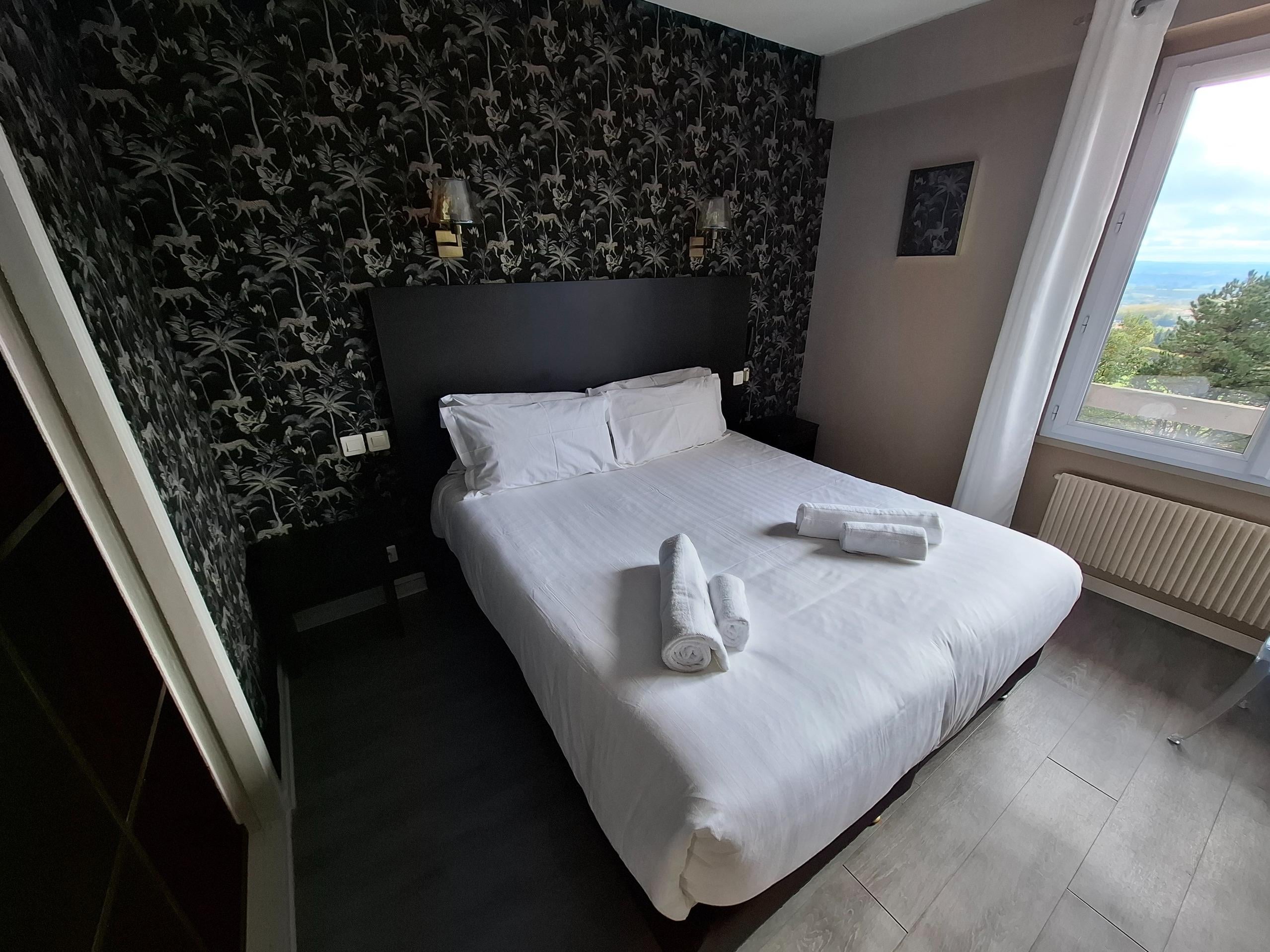 Logis Hôtel Auberge de la Bruyère