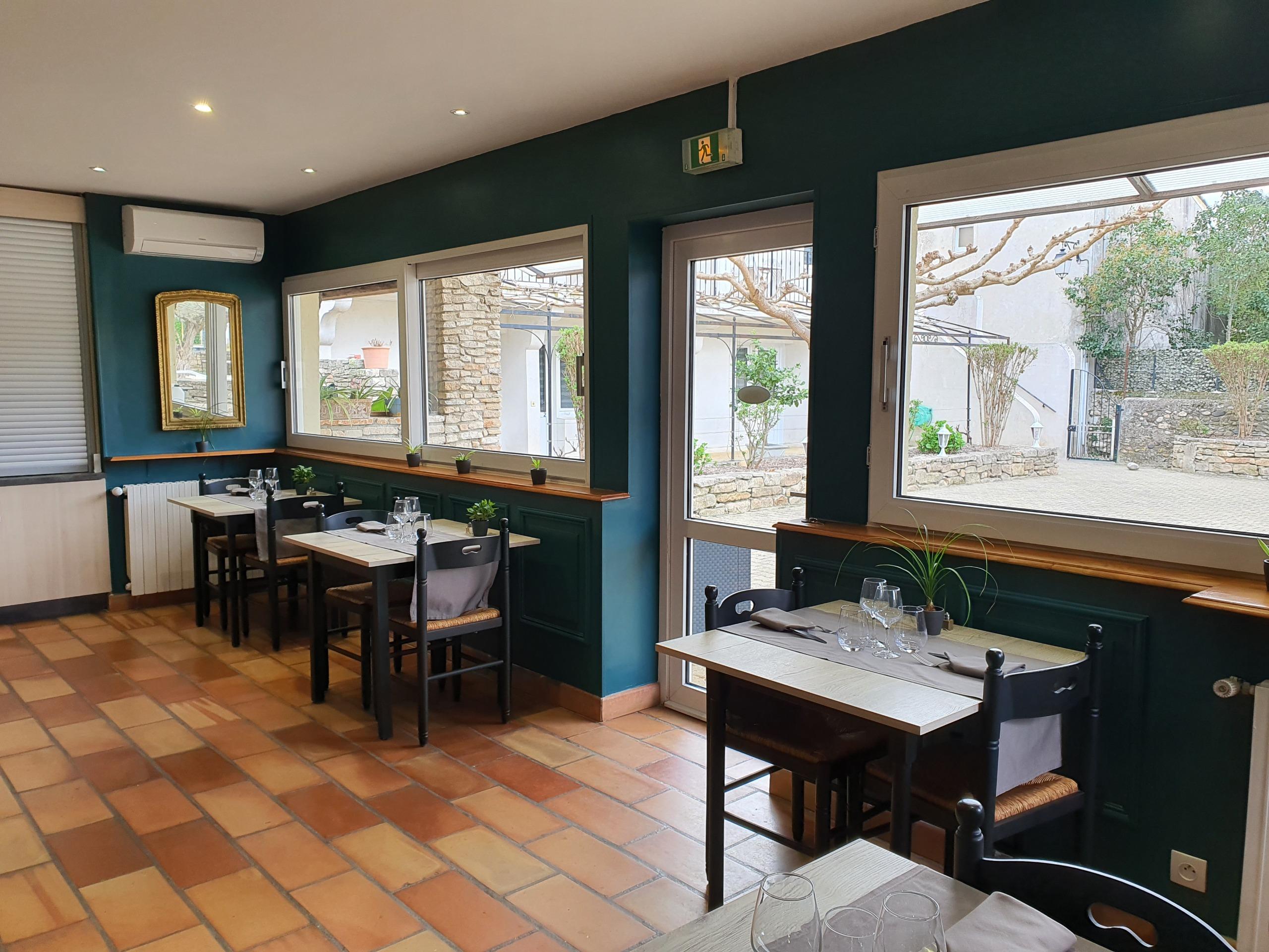 Logis Hôtel l\'Escarbille
