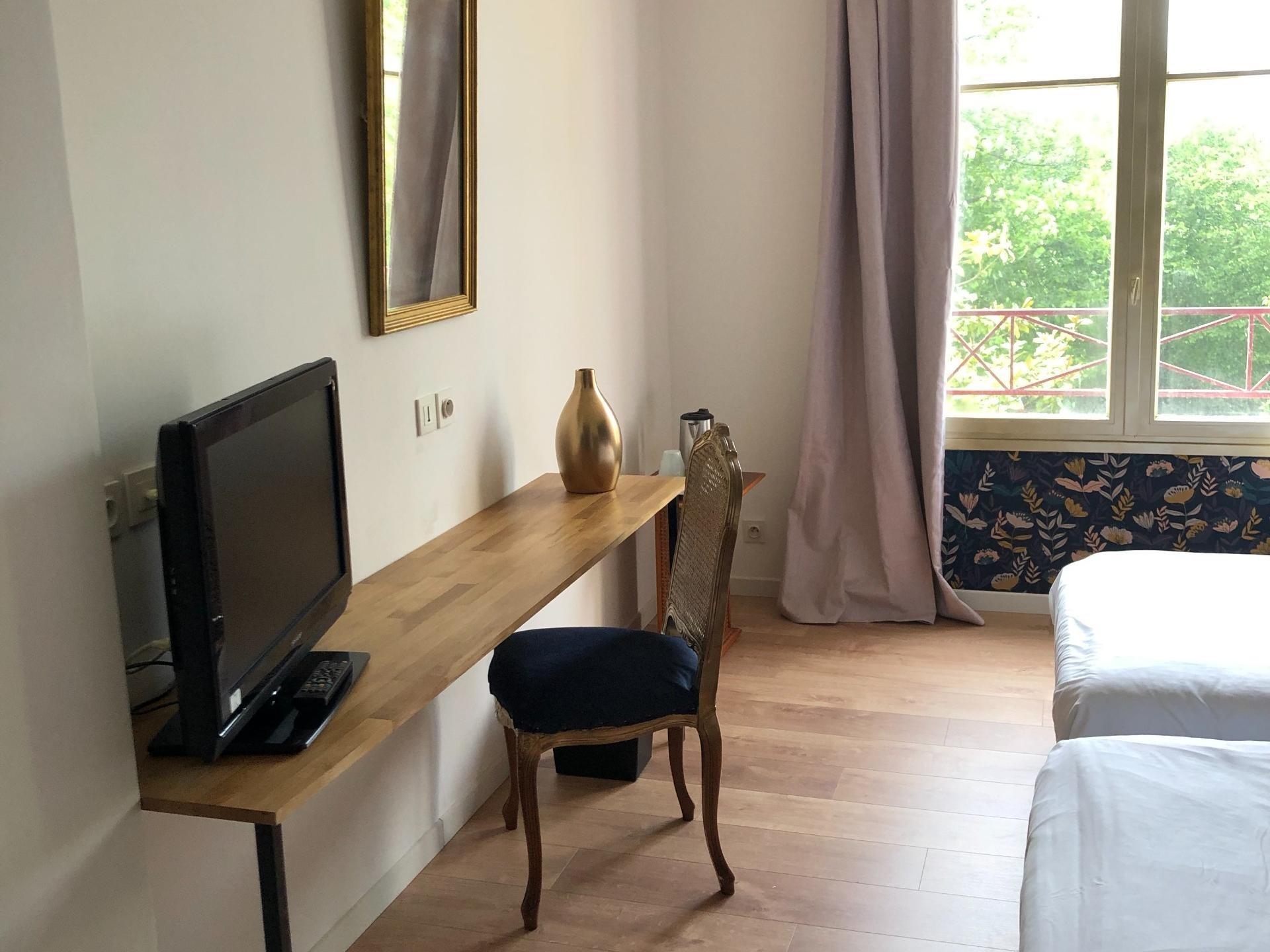 Logis Hôtel Auberge Saint Thegonnec