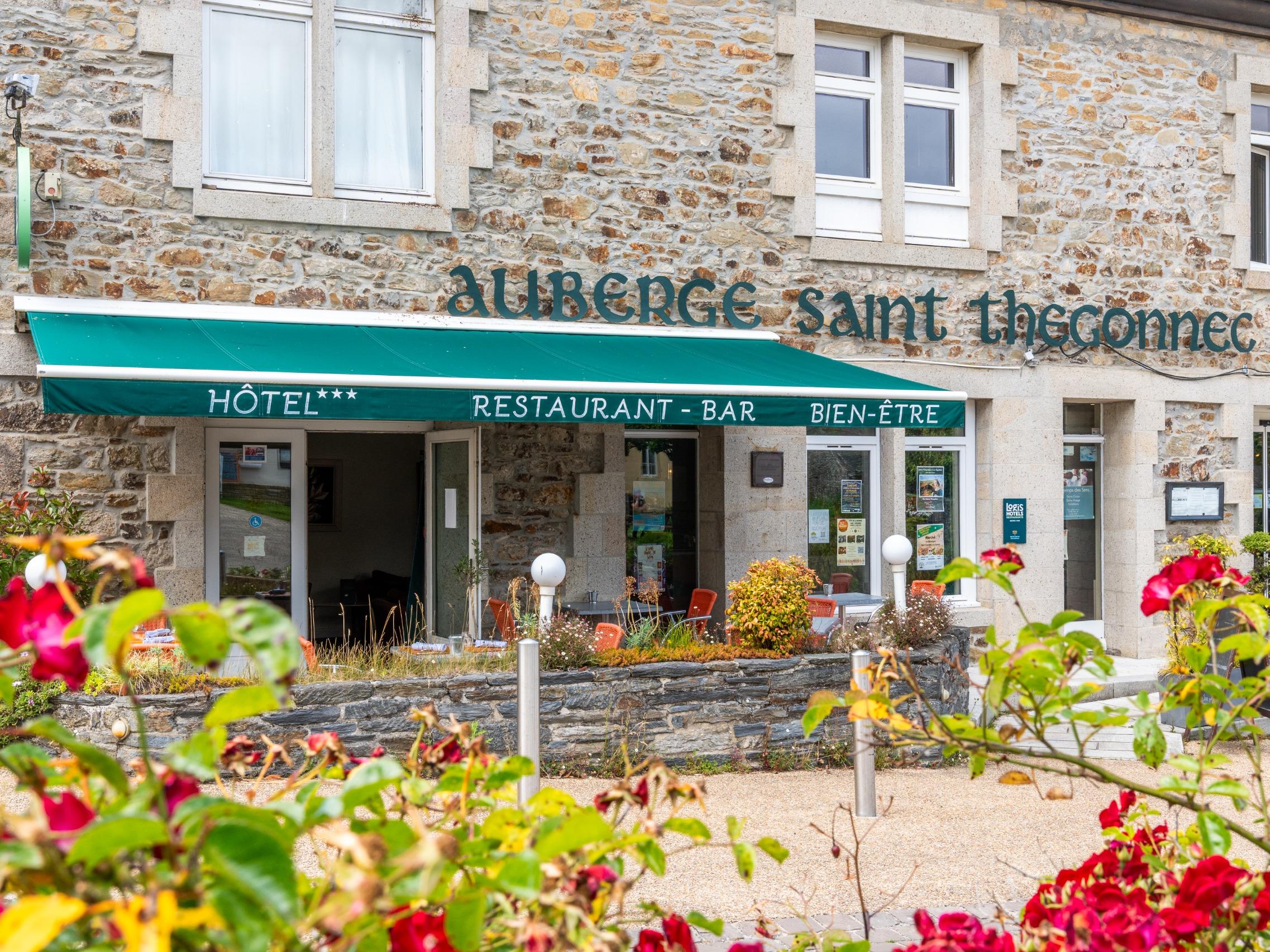 Logis Hôtel Auberge Saint Thegonnec