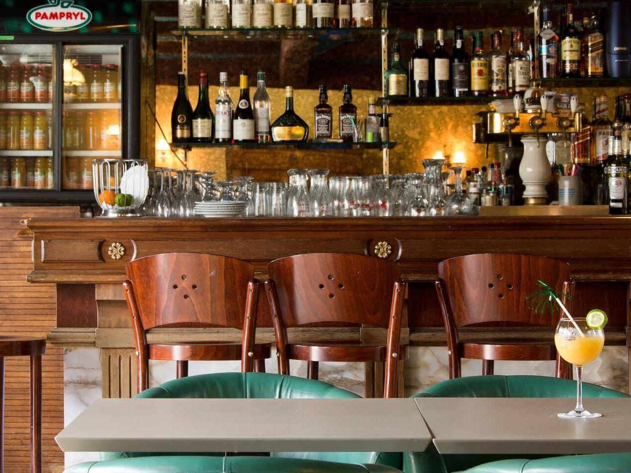 Logis Hôtel du Pont Neuf