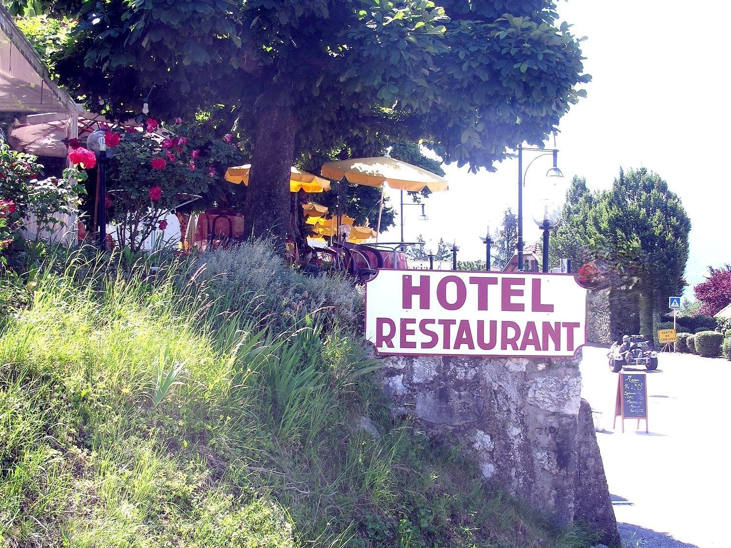 Logis HĂ´tel Acacias Bellevue