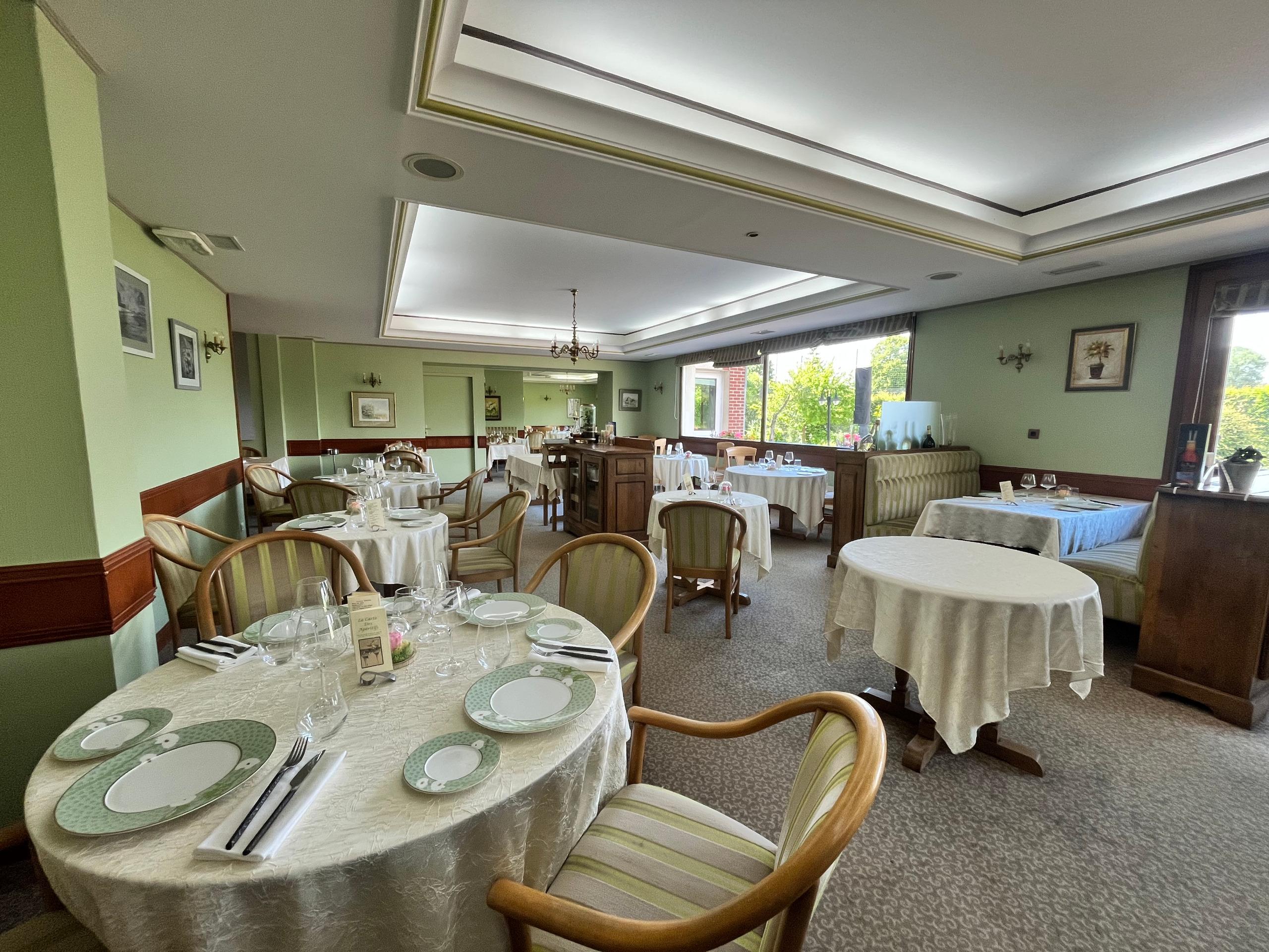 Logis Hôtel la Villa des Houx