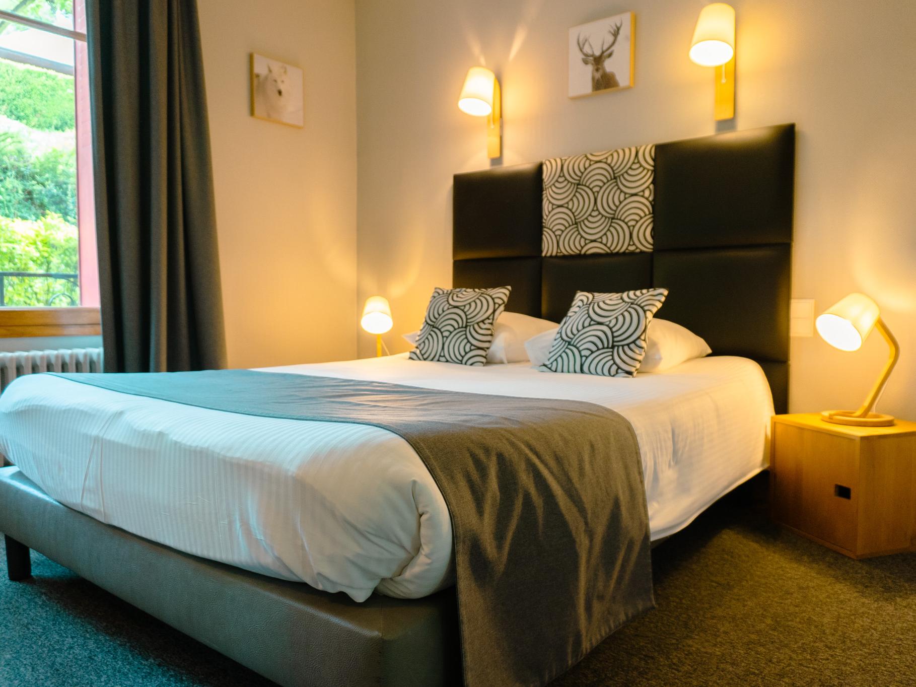 Logis Hôtel Rest. Ô Pervenches et Spa