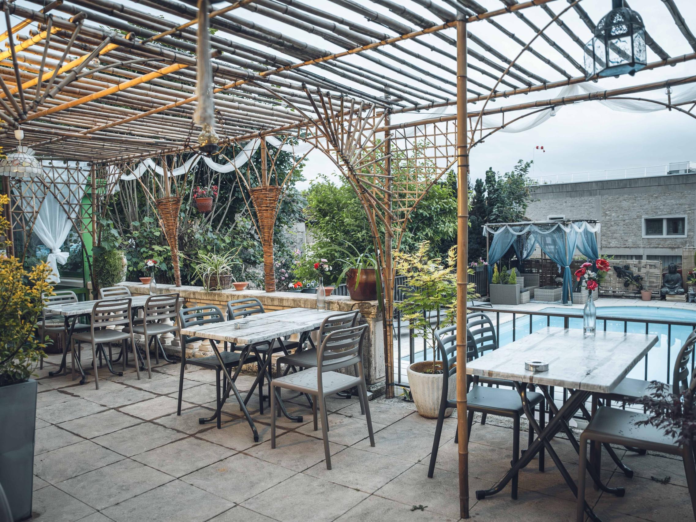 Logis Hôtel Vuillot