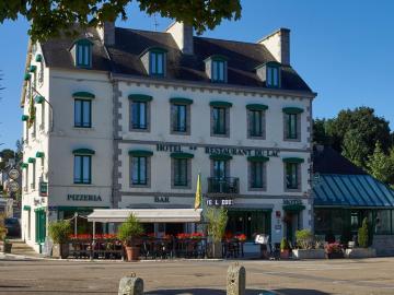 Logis Hôtel du Lac