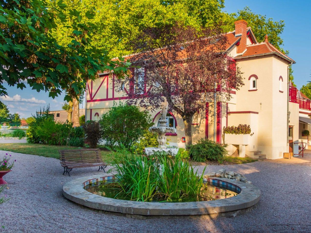 Logis Hôtel le Coq Hardi