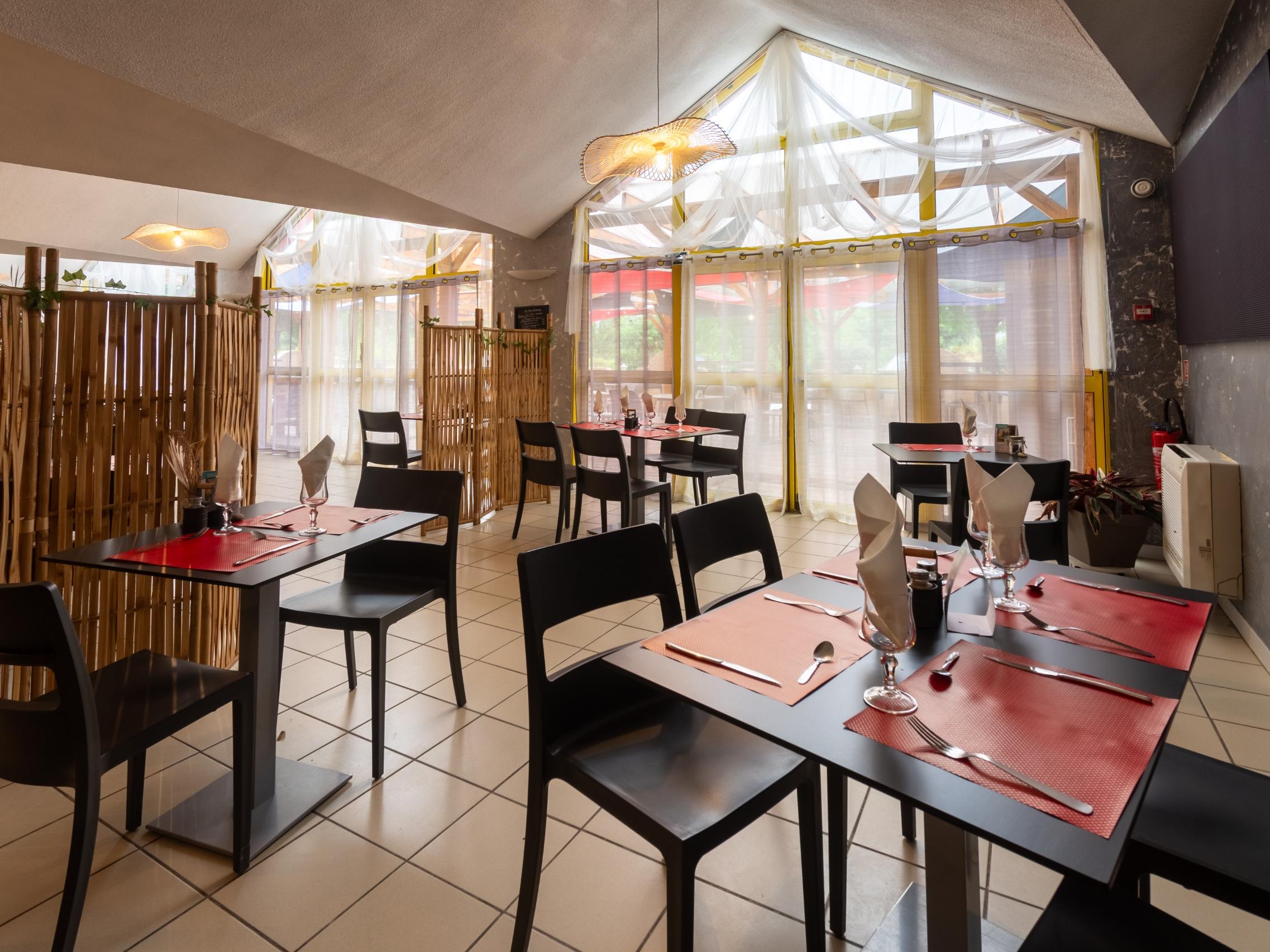 Logis Hôtel le Clos Saint-Loup