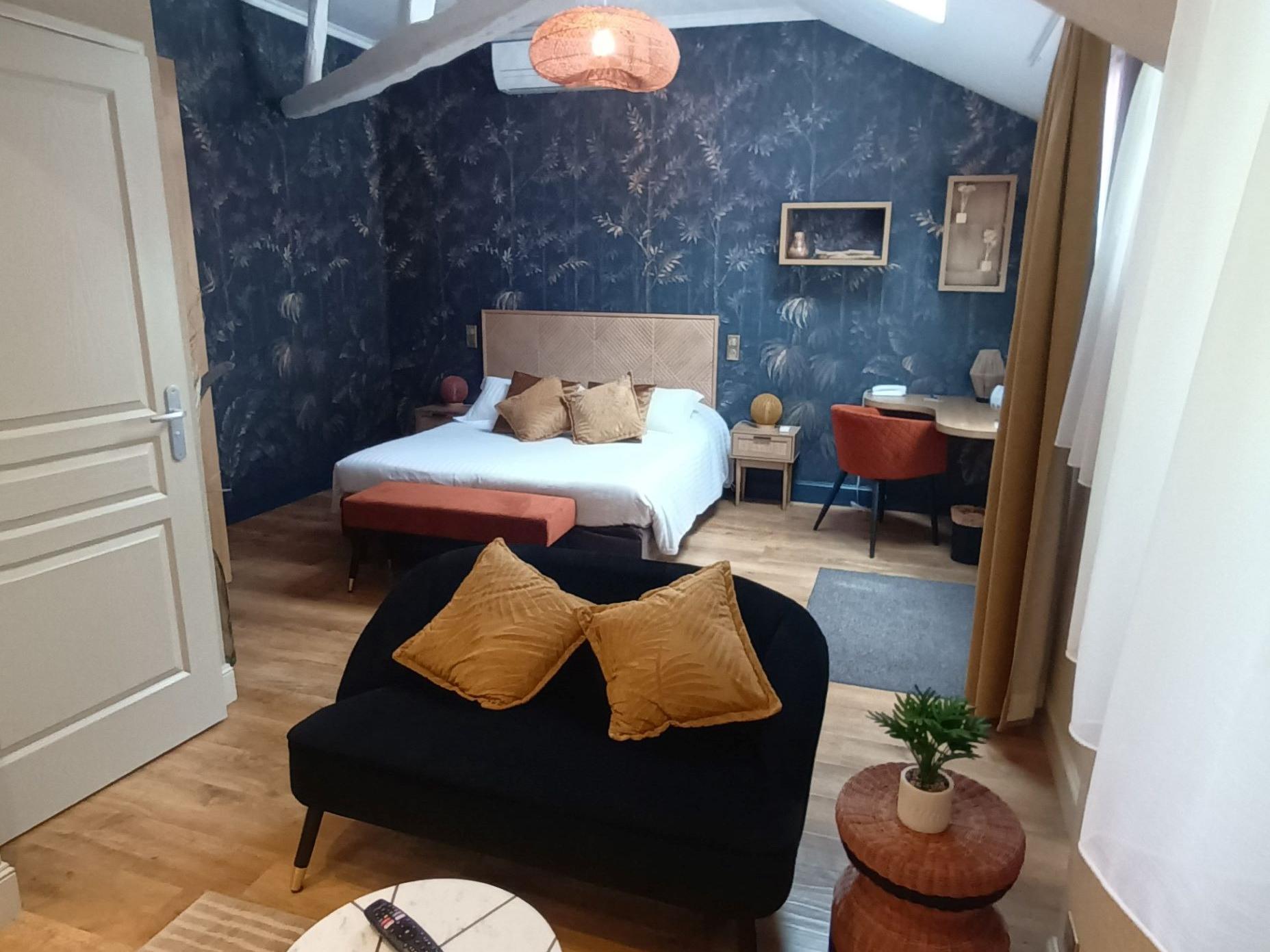 Logis Hôtel la Brèche Restaurant Berthelot