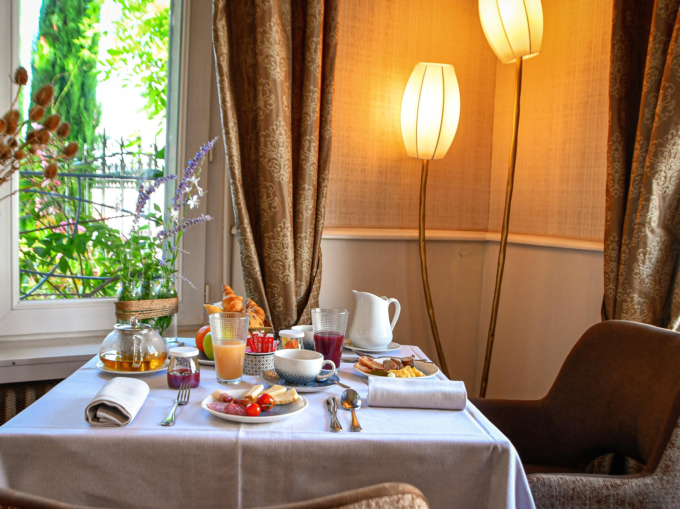 Logis Hôtel la Brèche Restaurant Berthelot