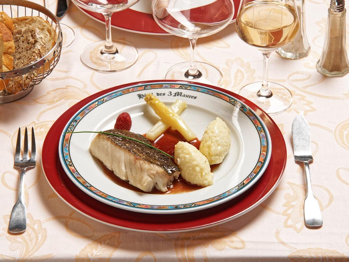 Logis Hôtel des Trois Maures