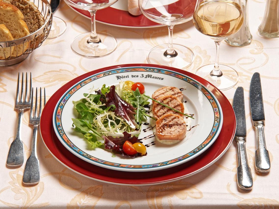 Logis Hôtel des Trois Maures