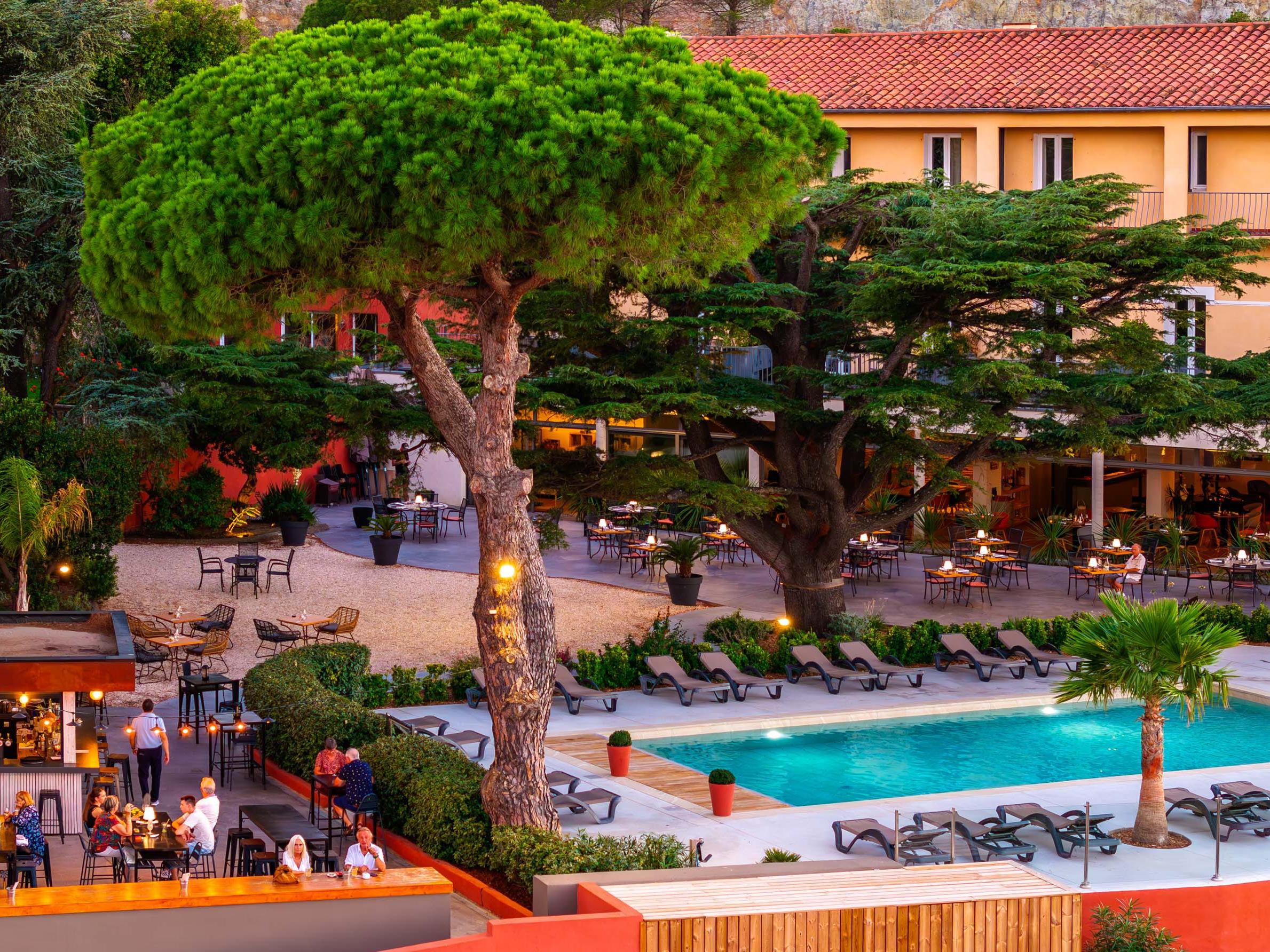 Logis Hôtel les Jardins du Cèdre Rest. le Cèdre