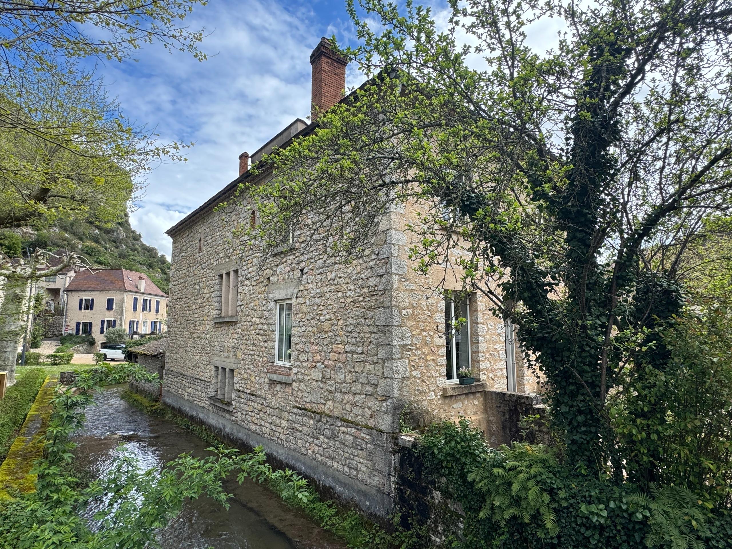 Logis Hôtel la Maison du Barry