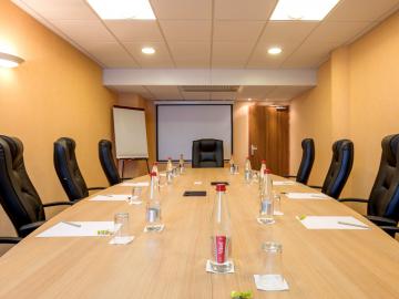 Logis Hôtel Lyon Est - Porte de l'Ain Rest. le Relais de Genève