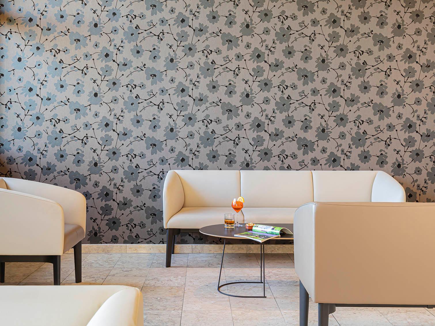 Logis Hôtel Lyon Est - Porte de l\'Ain Rest. le Relais de Genève