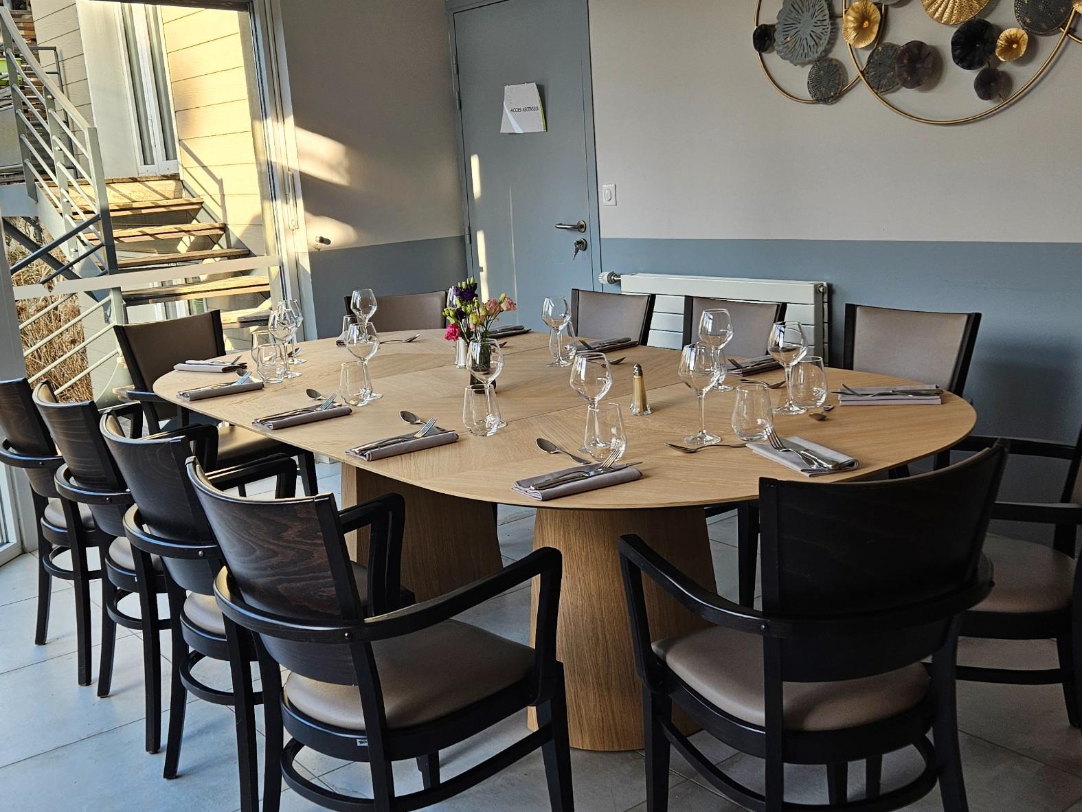 Logis Hôtel les Cèdres