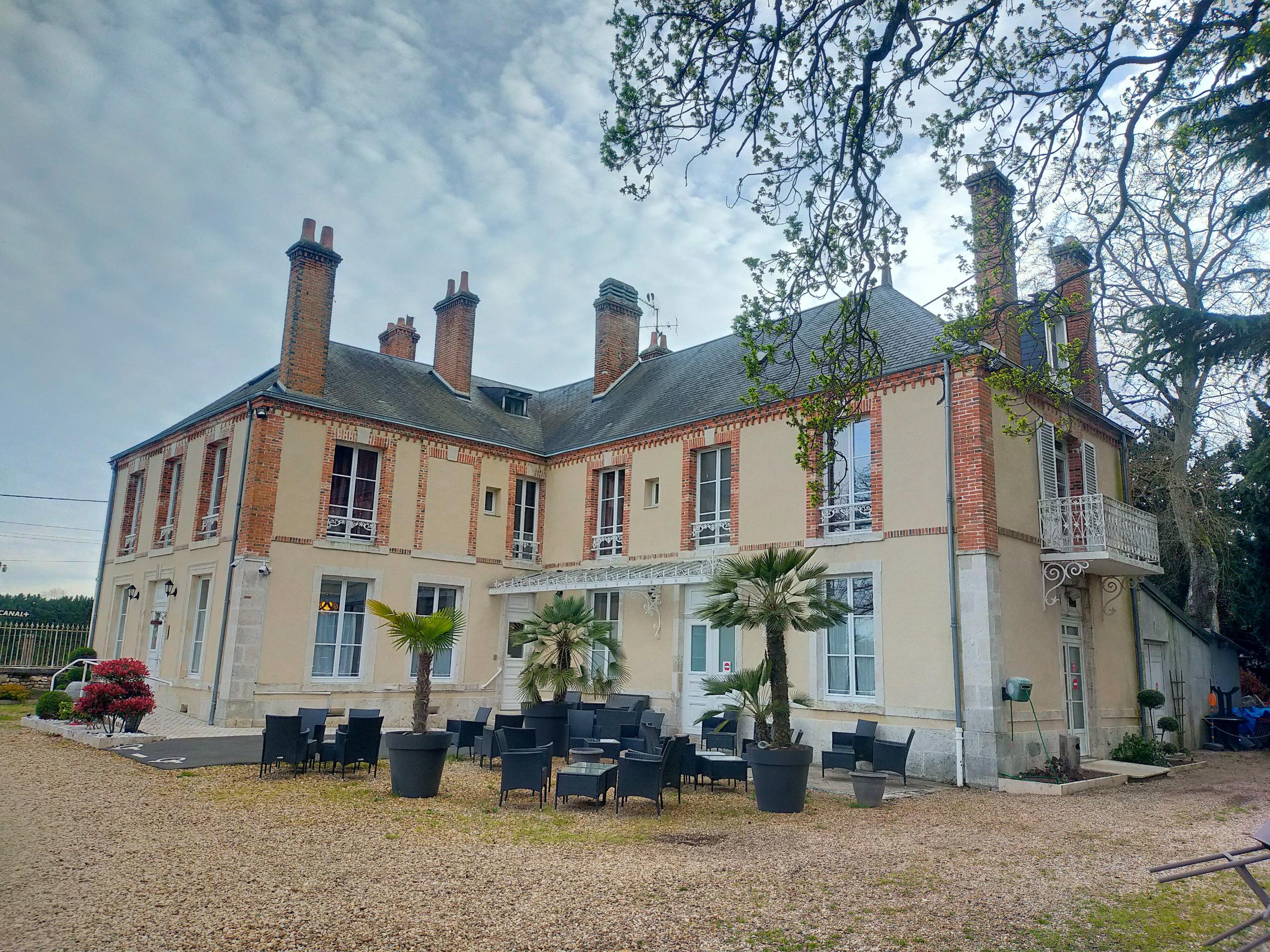 Logis Hôtel la Villa des Bordes