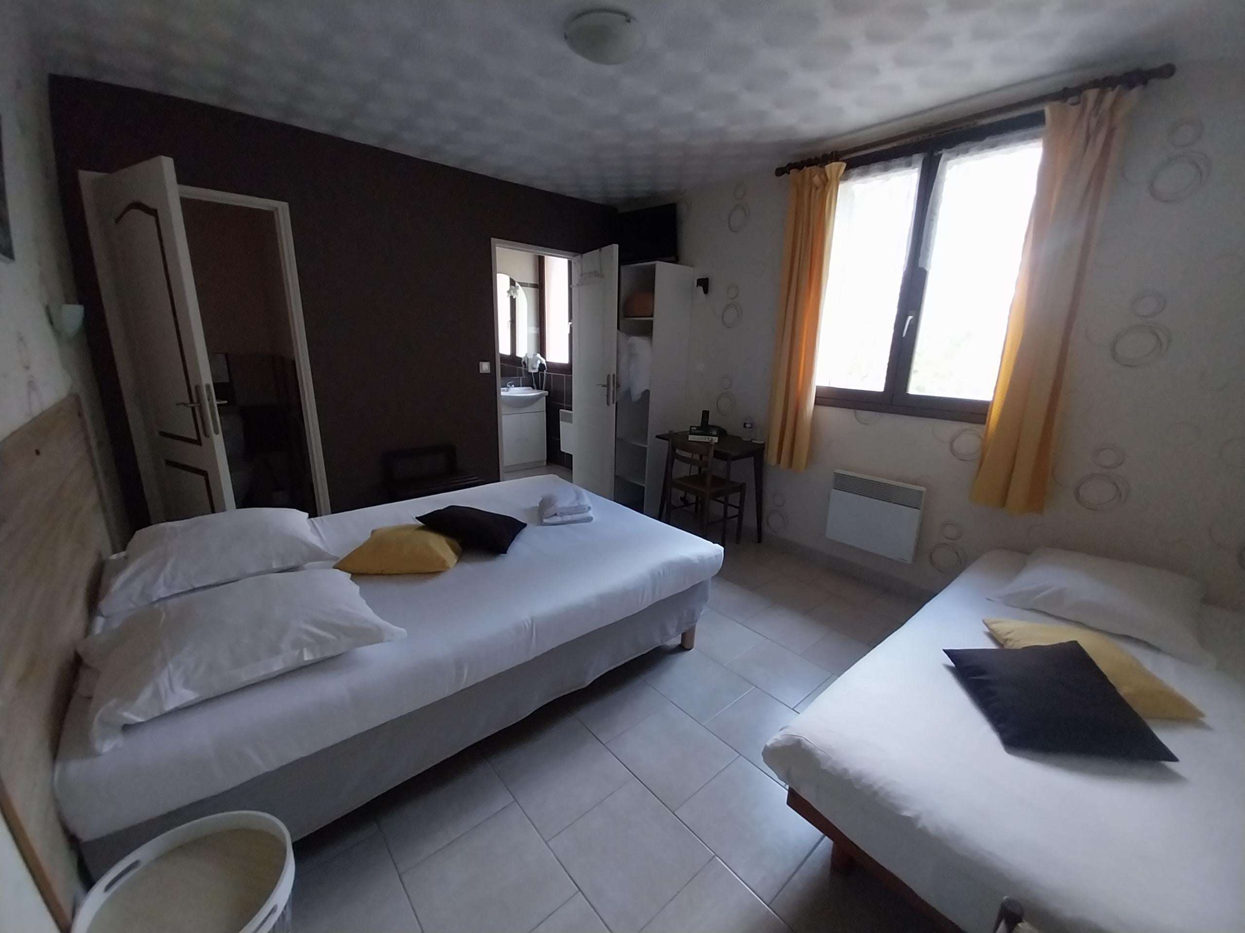 Logis Hôtel Auberge de la Plaine