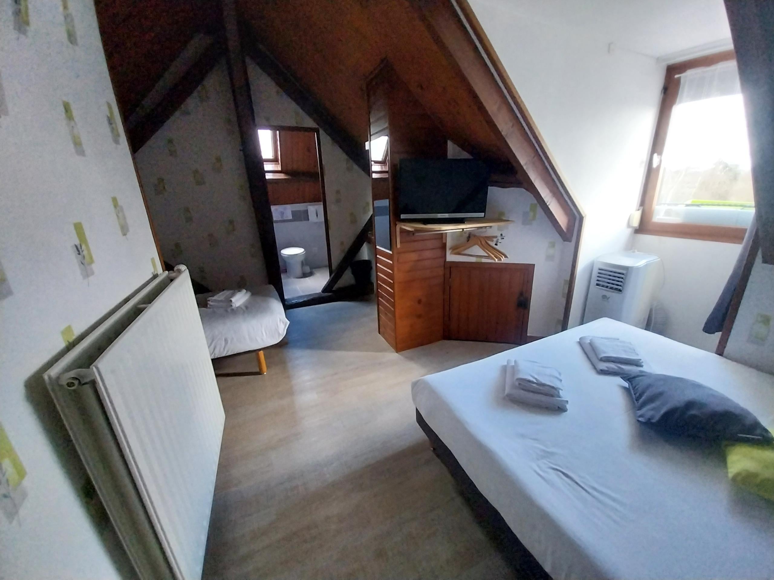 Logis Hôtel Auberge de la Plaine