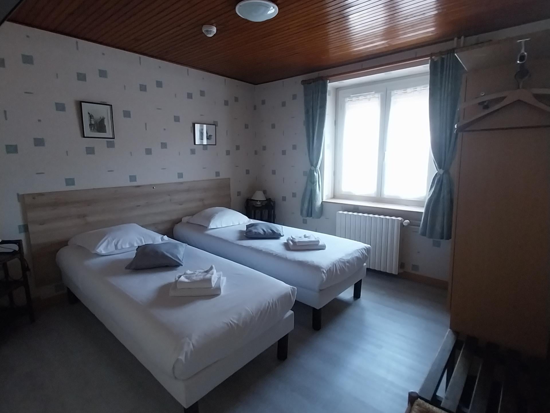 Logis Hôtel Auberge de la Plaine