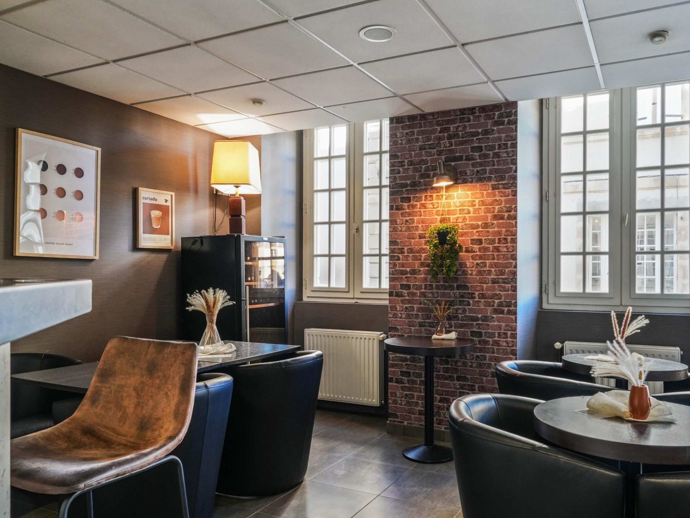 Logis Hôtel le Commerce