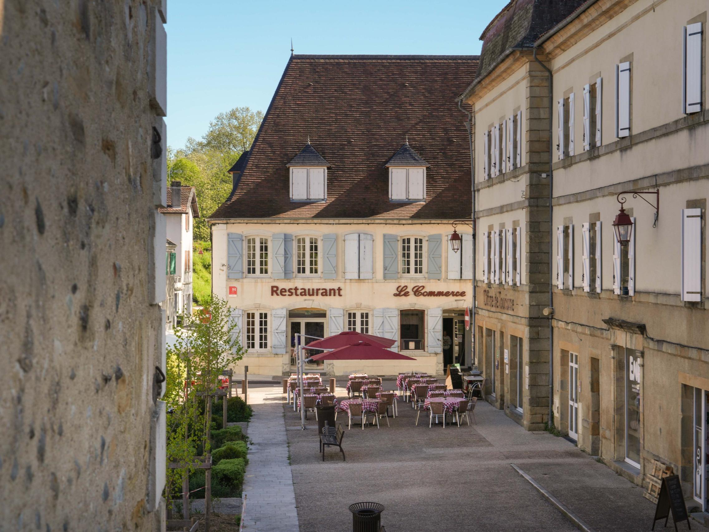 Logis Hôtel le Commerce