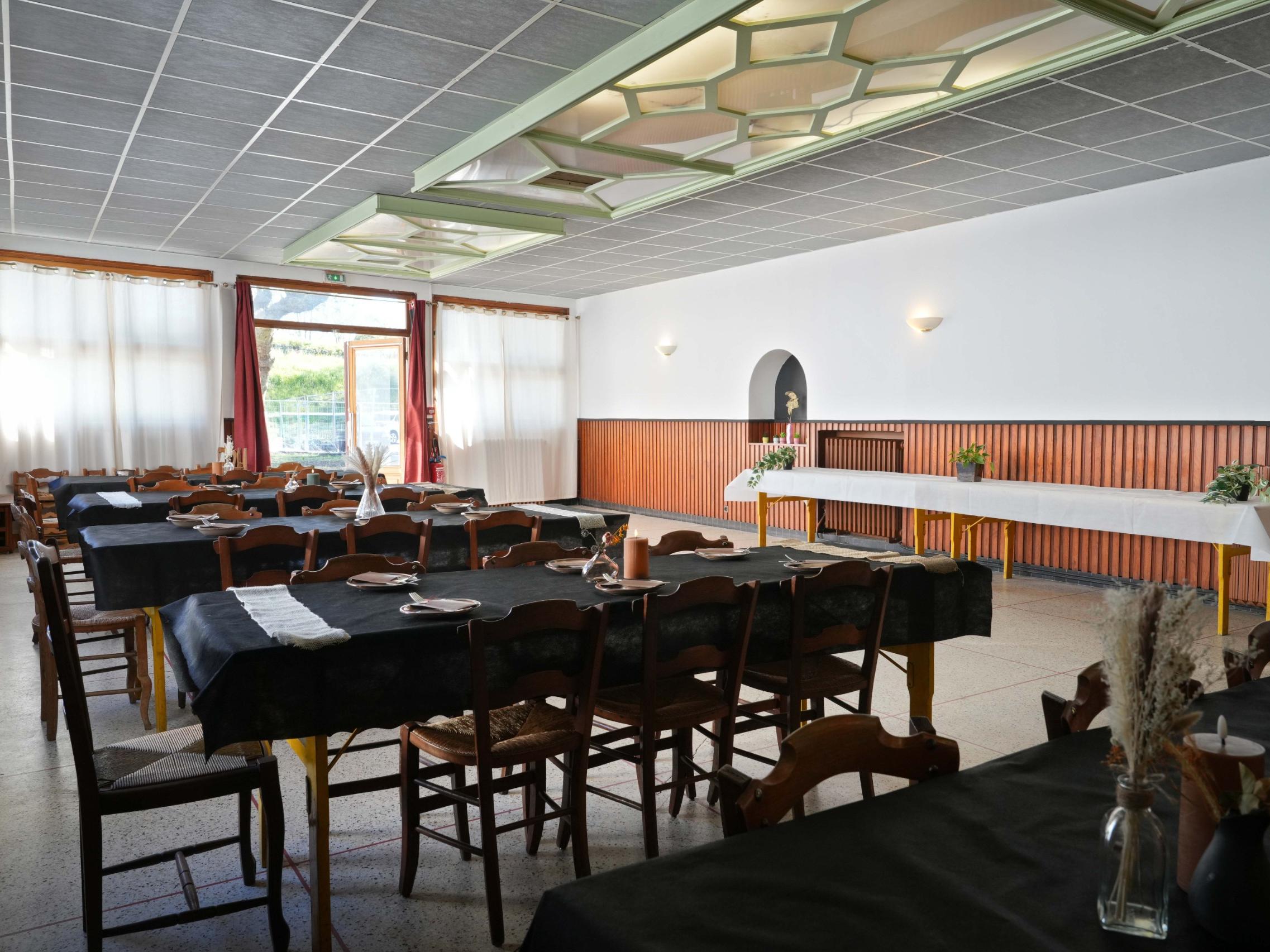 Logis Hôtel le Commerce