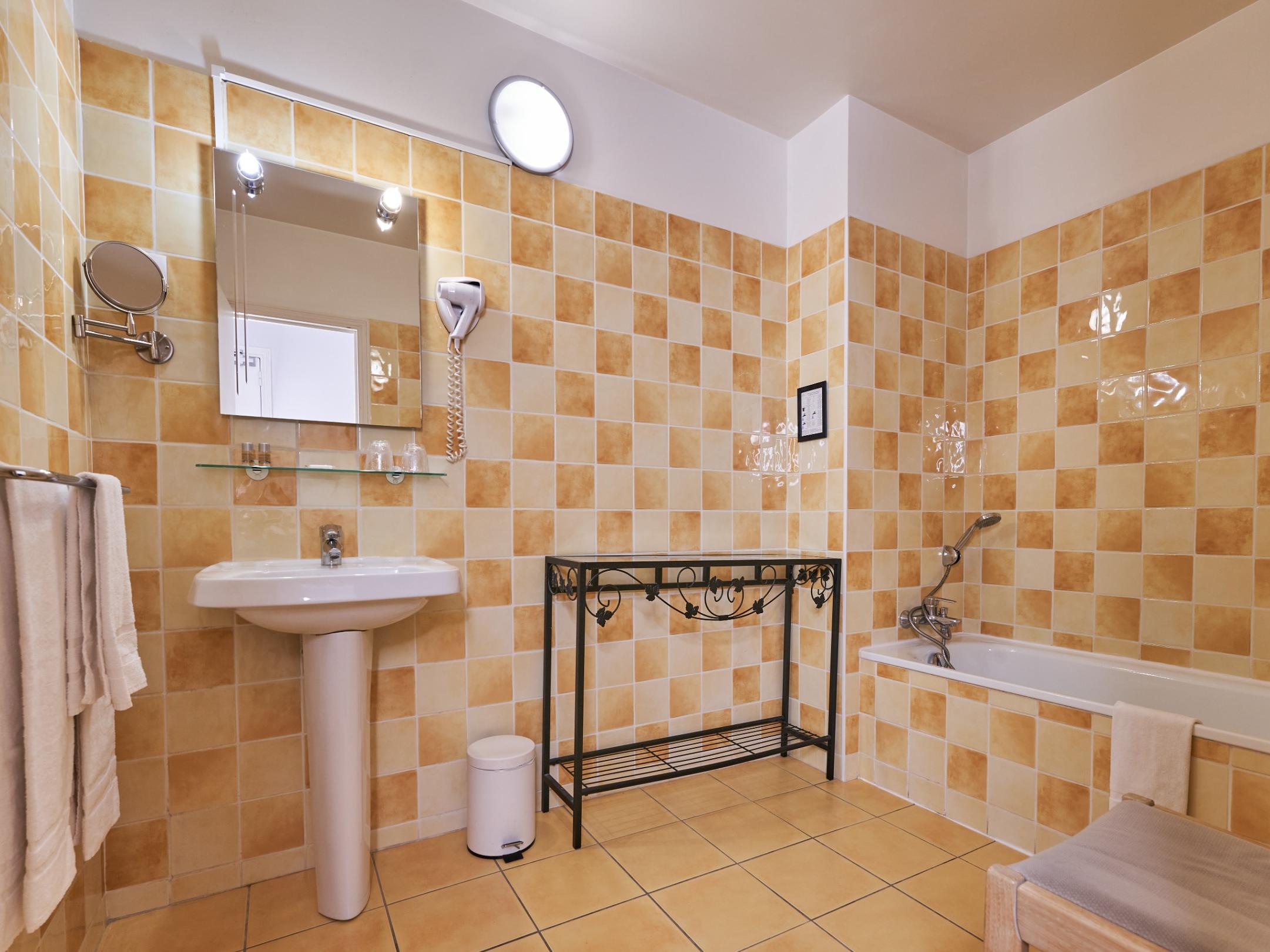 Logis Hôtel du Théâtre