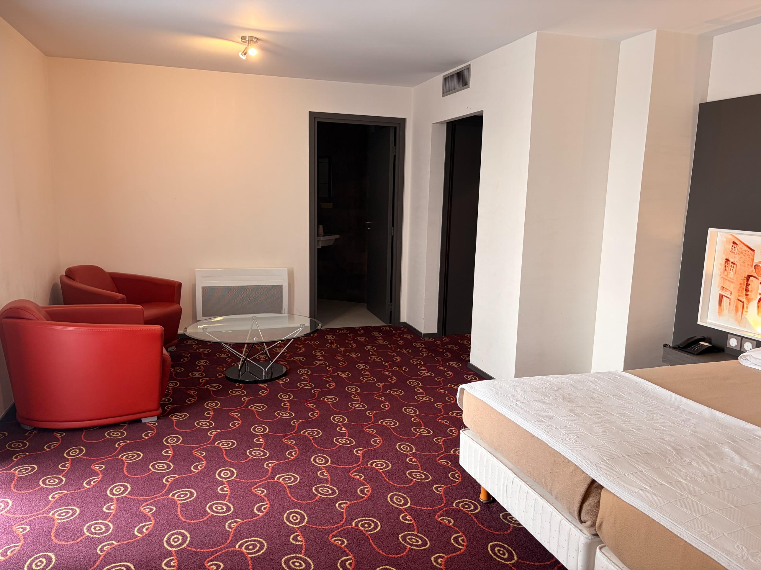 Cit\'Hotel de la Cloche