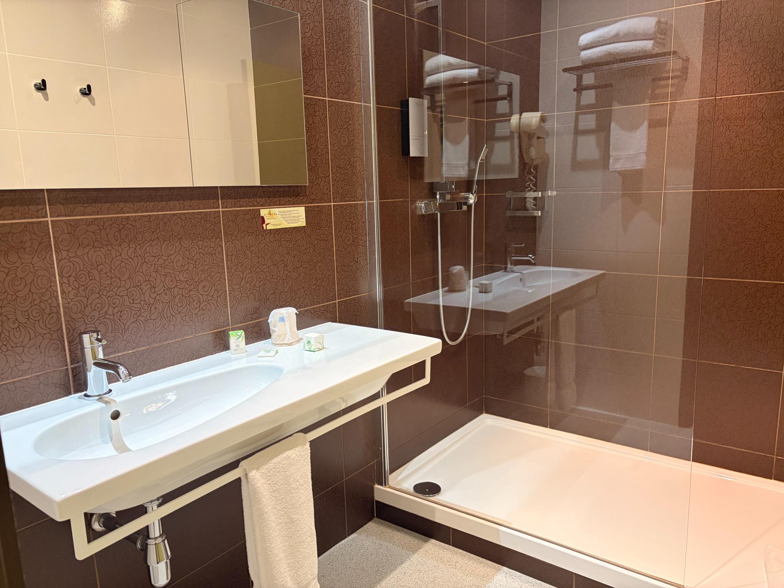 Cit\'Hotel de la Cloche