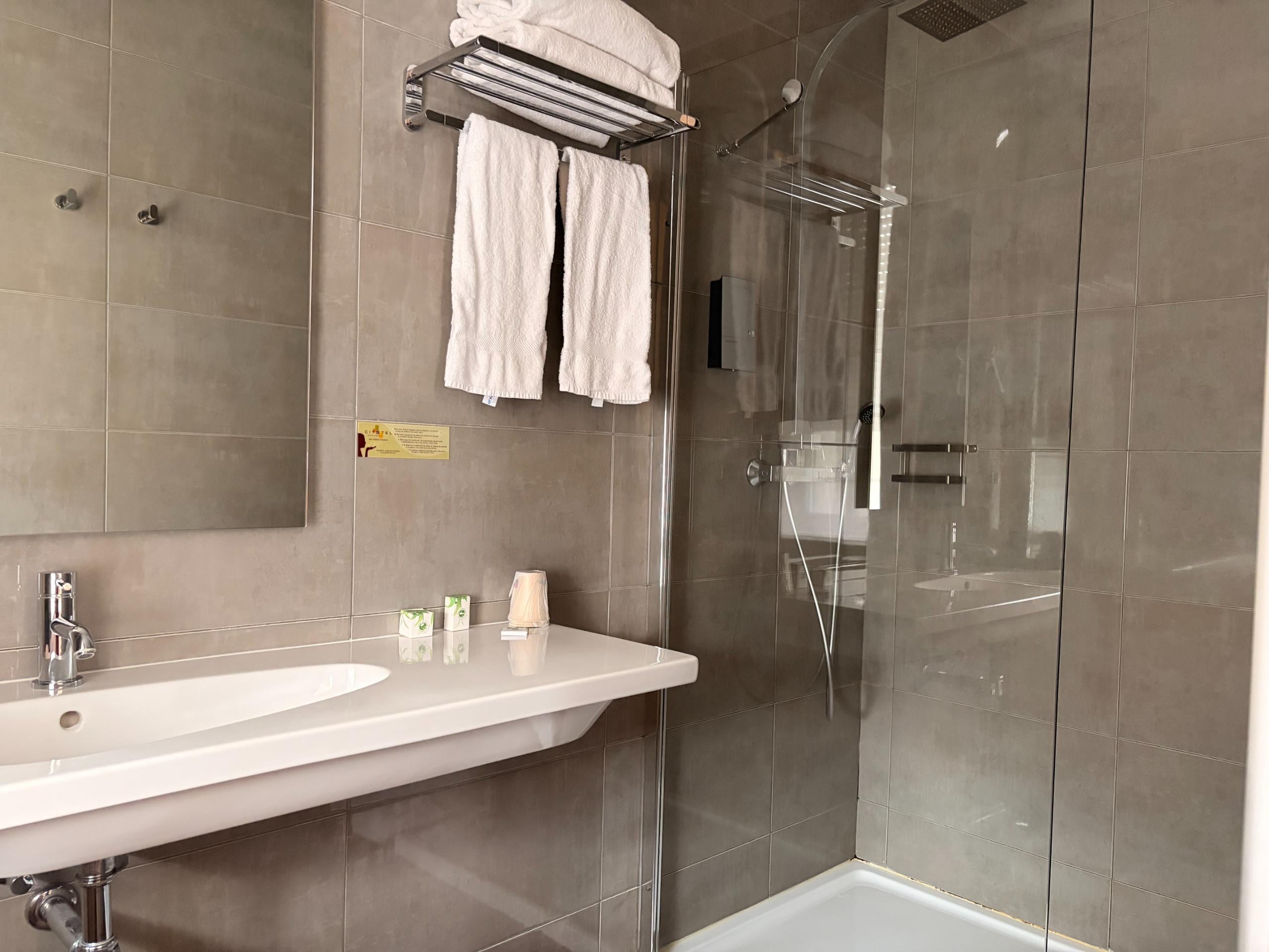 Cit\'Hotel de la Cloche