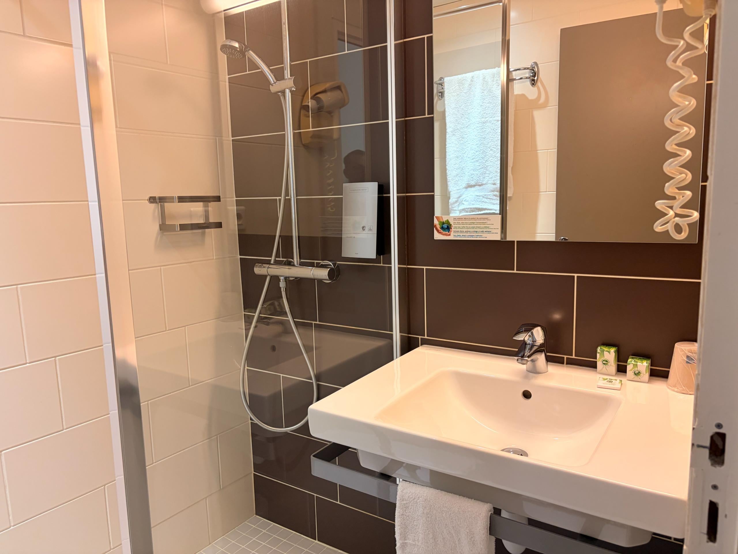 Cit\'Hotel de la Cloche