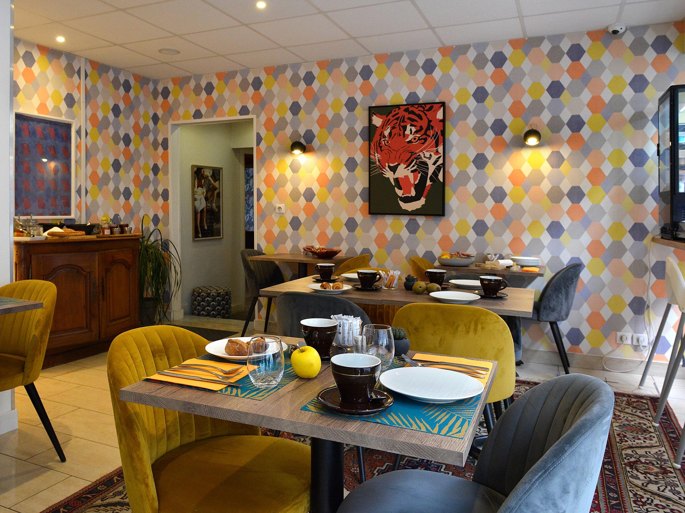 Logis Hôtel Maison Voltaire
