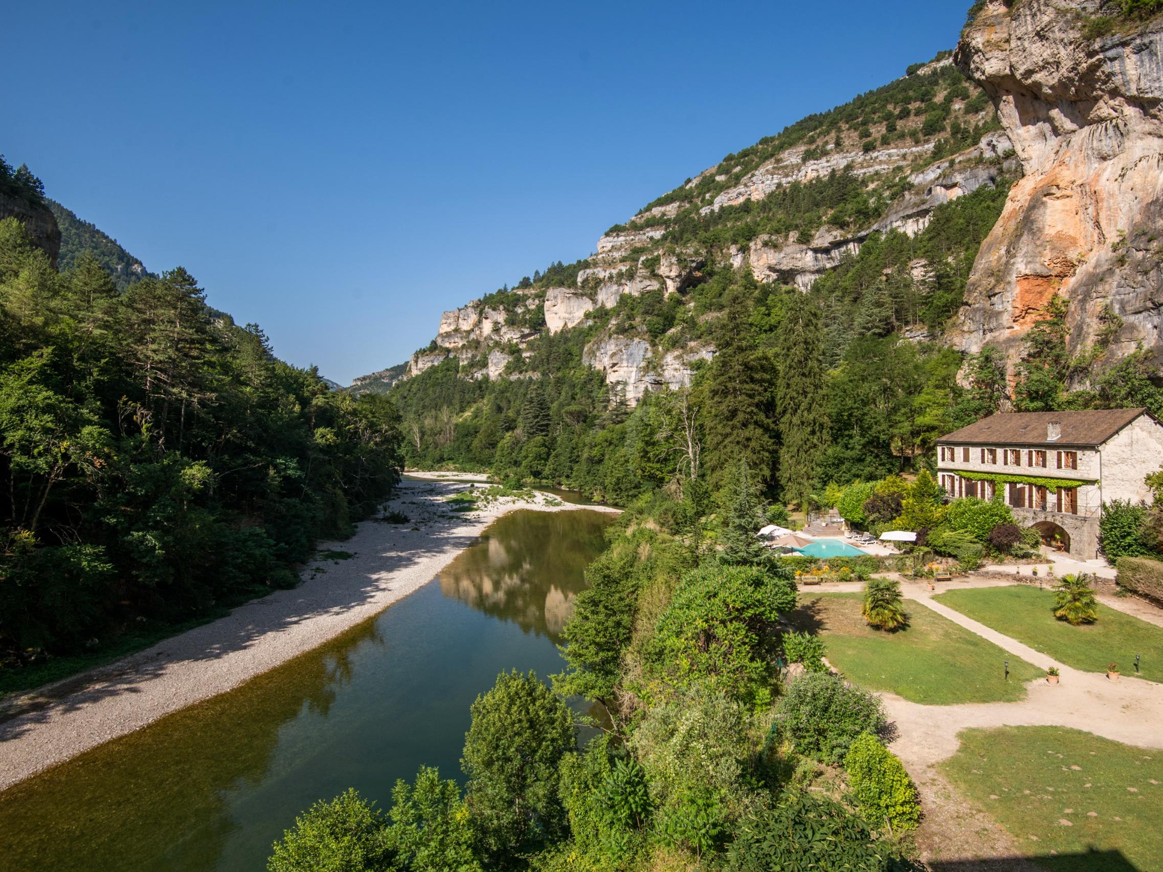Demeures & Châteaux de la Caze