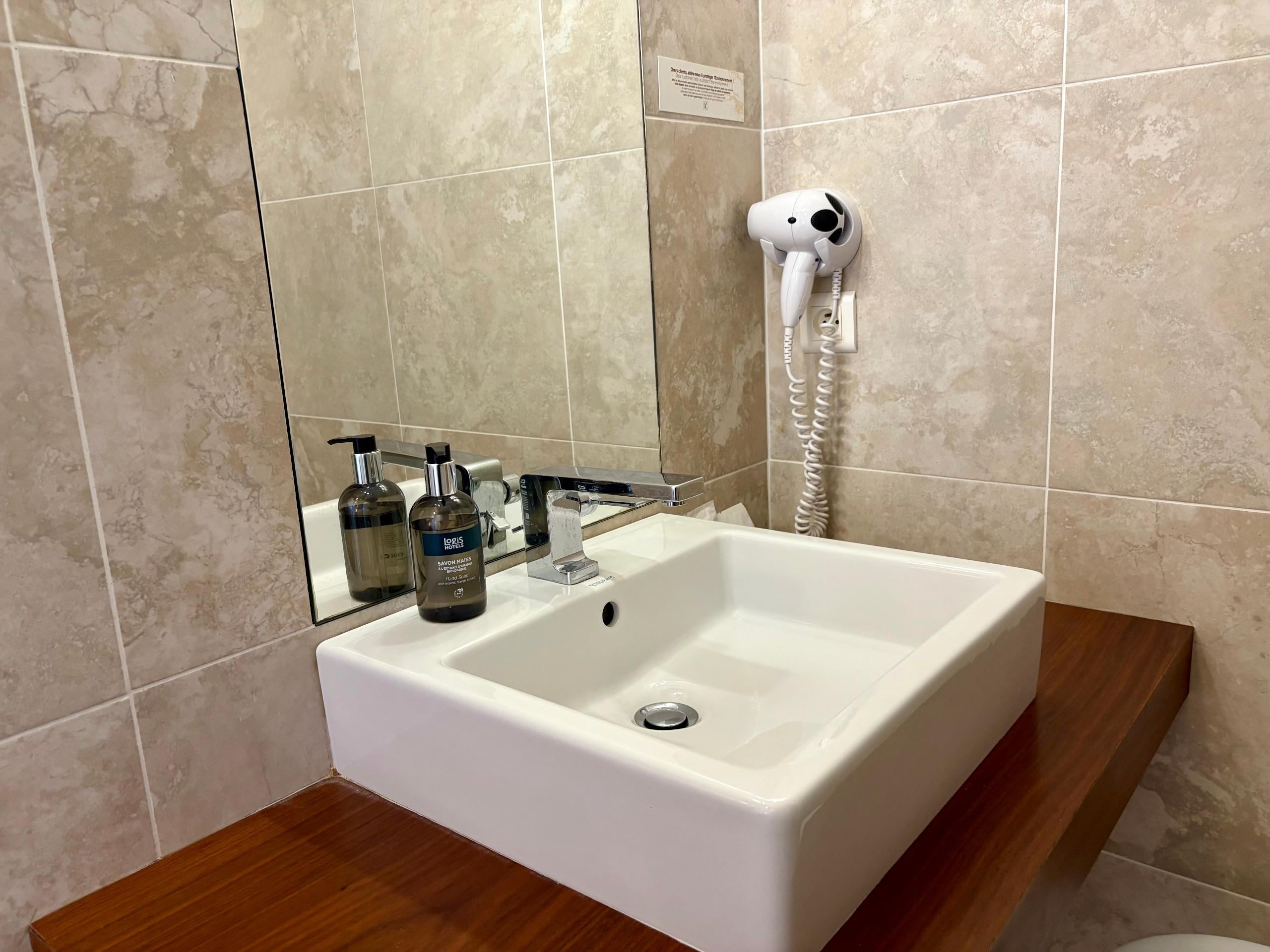 Logis Hôtel de Bastard