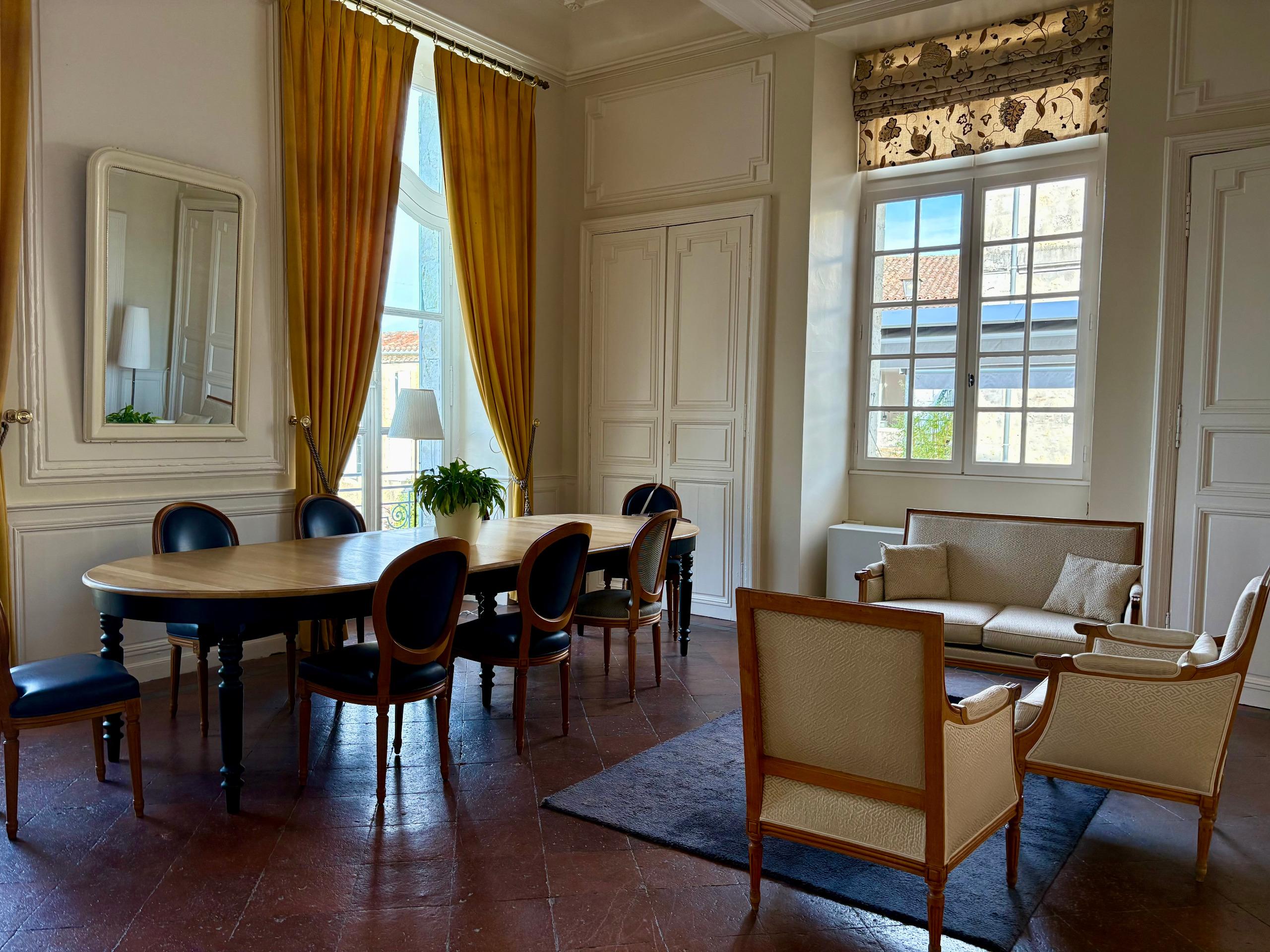 Logis Hôtel de Bastard