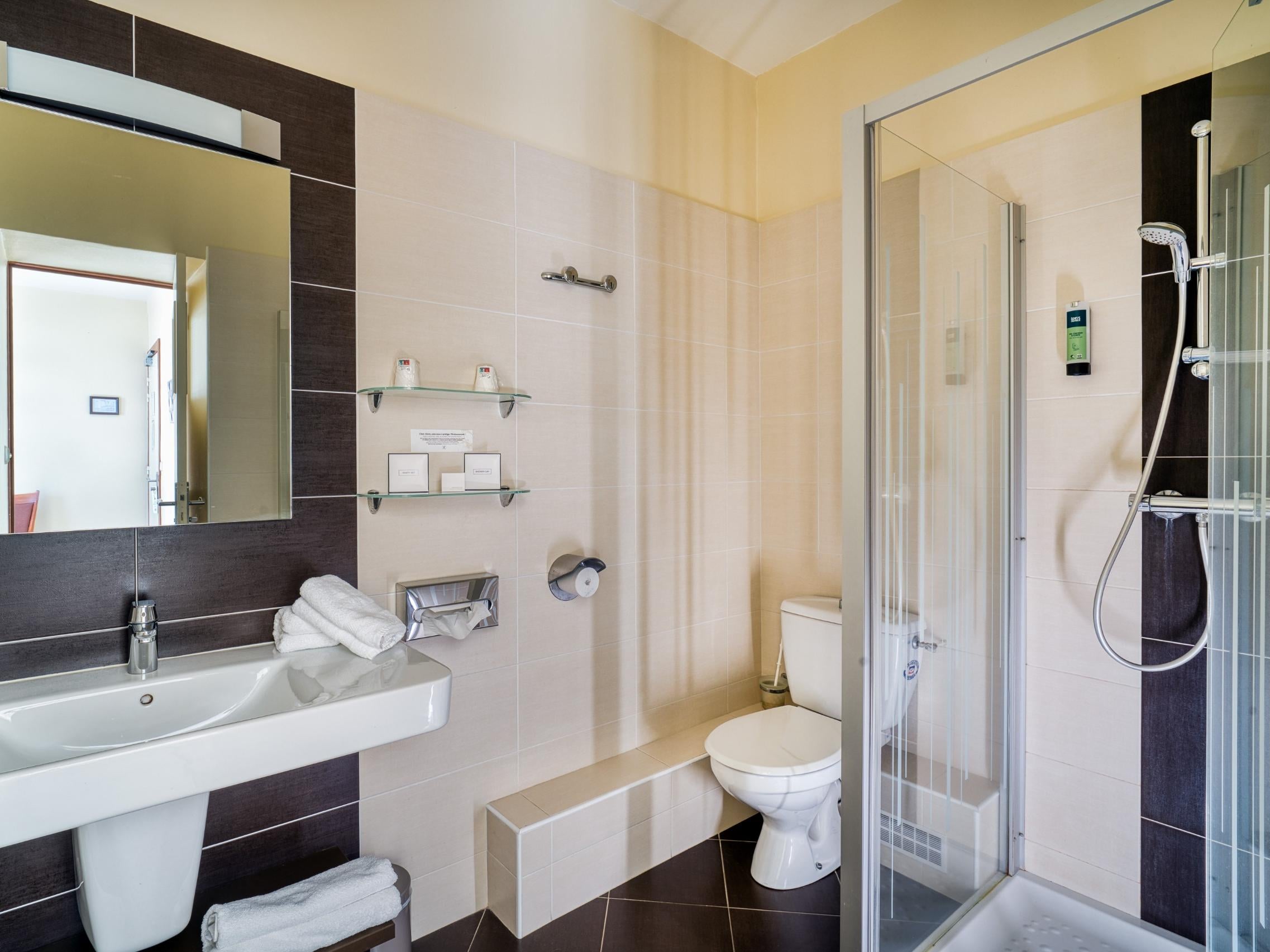 Logis Hôtel Belle-Vue