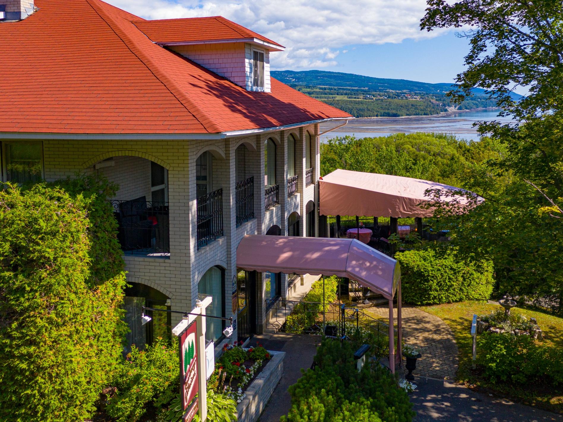 Ôrigine Auberge des Falaises