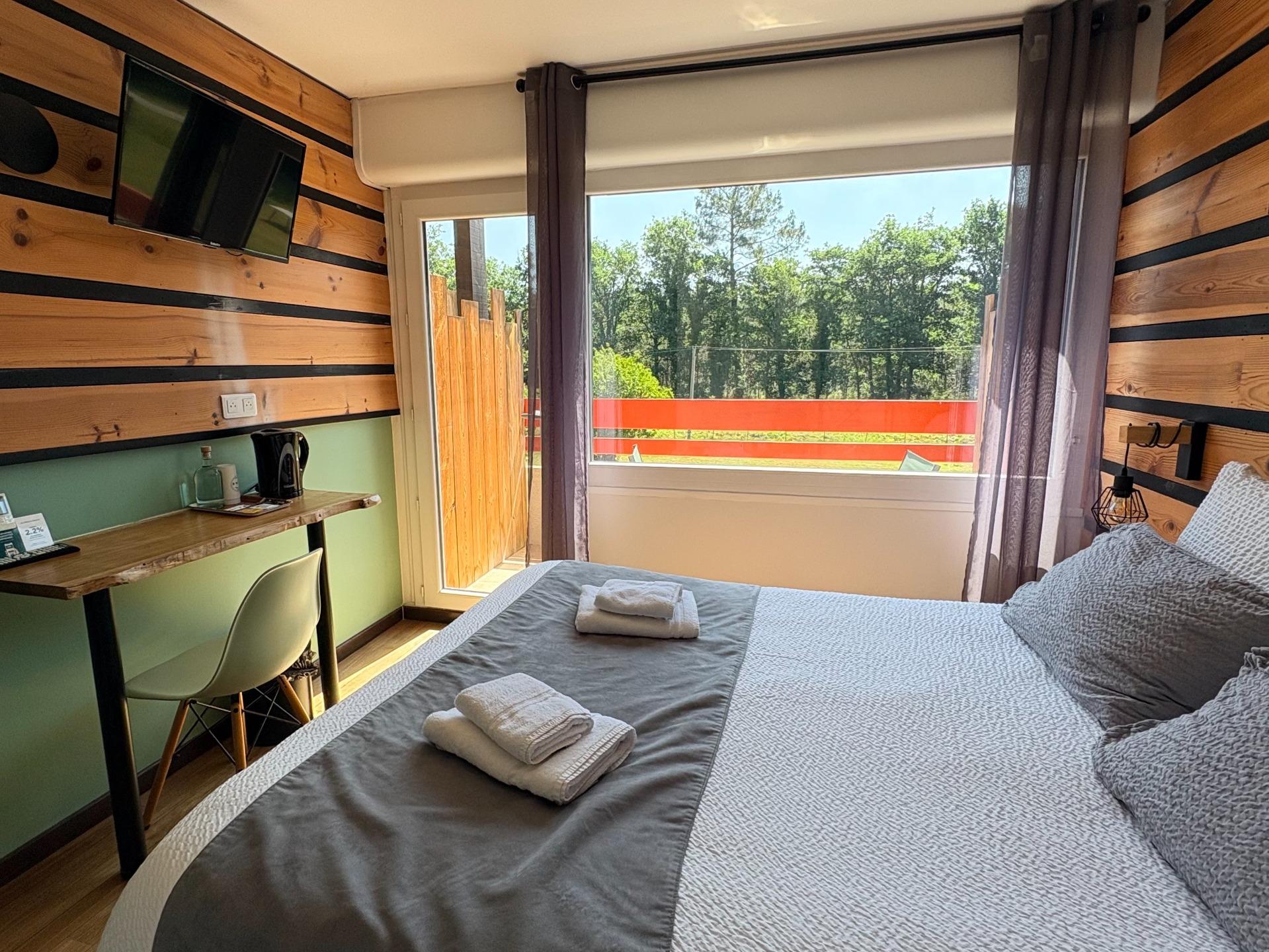 Logis Hôtel Paris Madrid