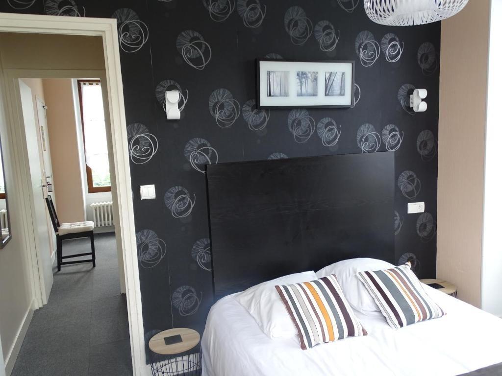 Logis Hôtel Ambroise