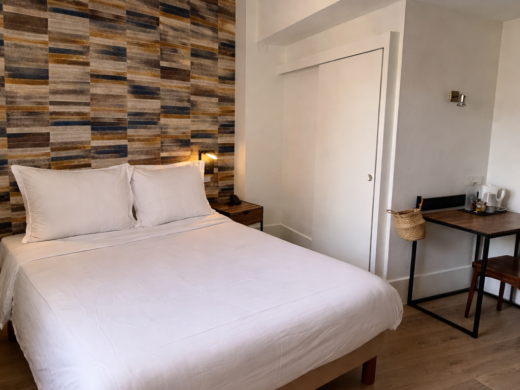 Logis Hôtel de la Porte Saint Pierre