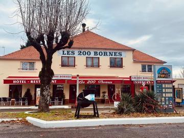 Logis Hôtel 200 Bornes