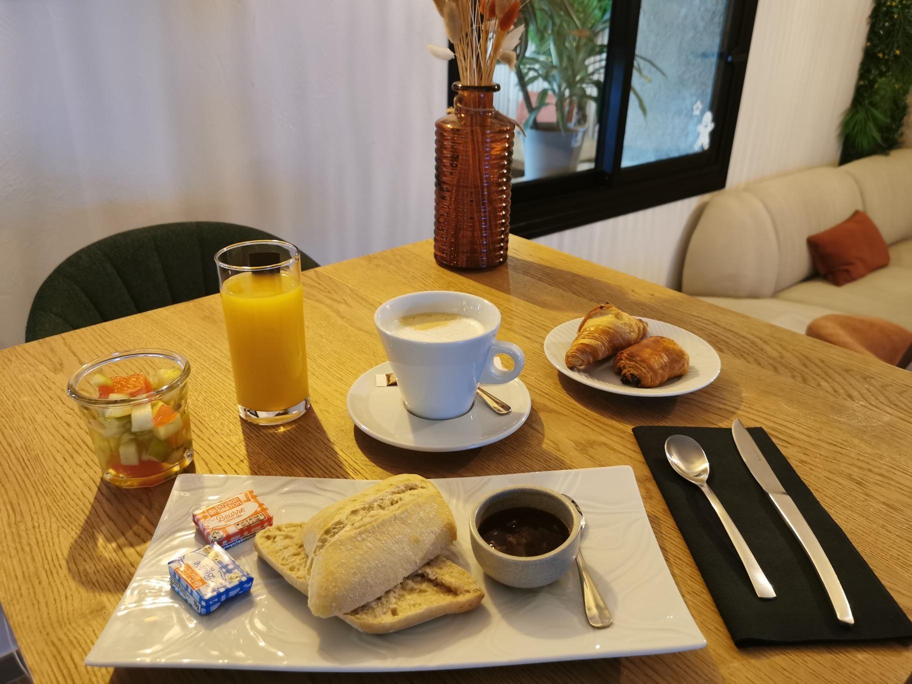 Logis Hôtel Domaine du Vieux Porche