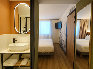 Logis Hôtel de Port d'Alon