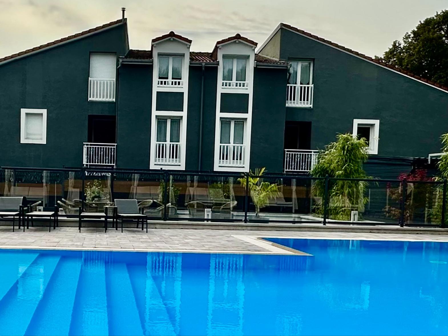 Logis Hôtel Blue Garden