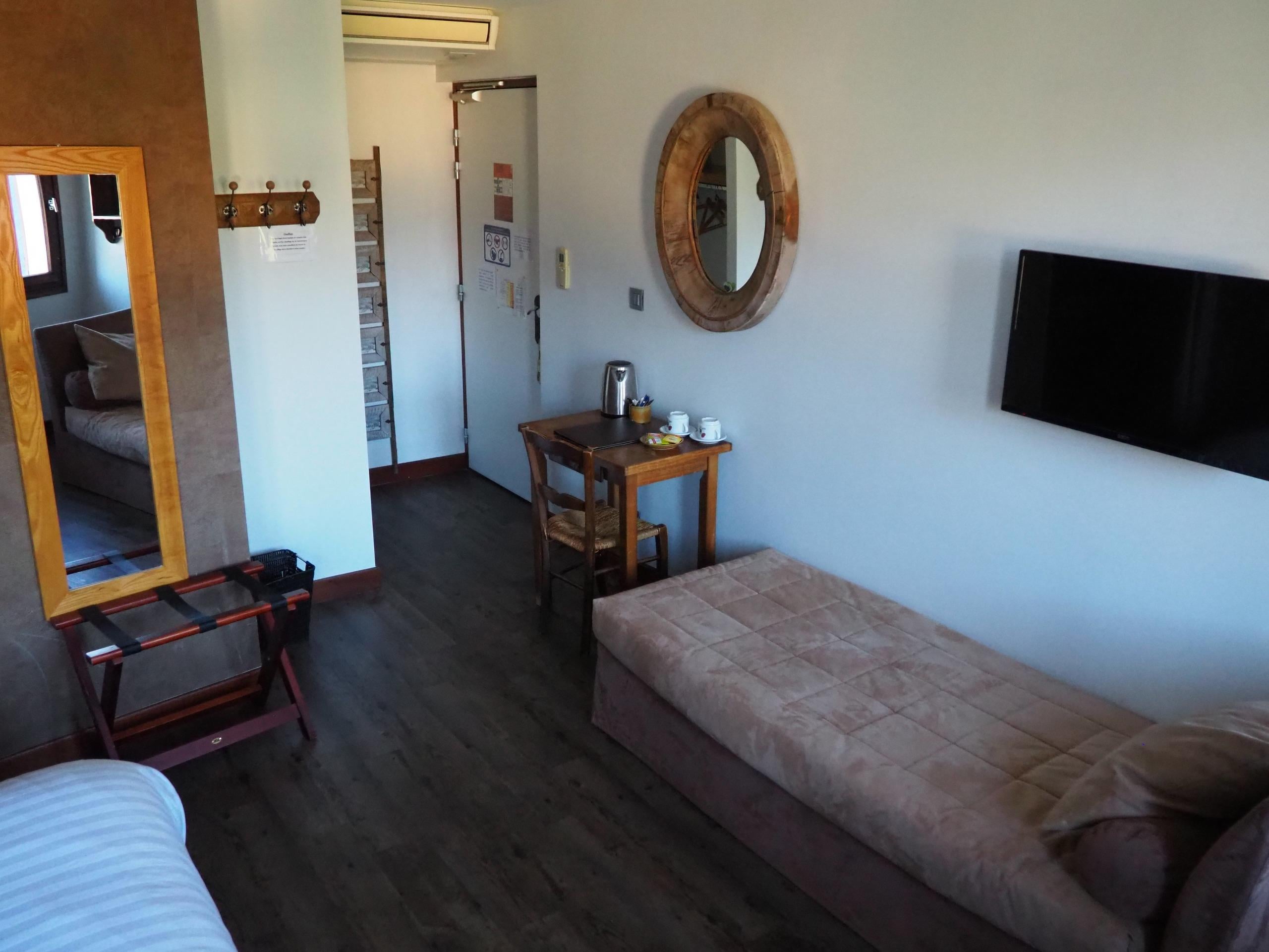 Logis Hôtel Auberge les Clarines