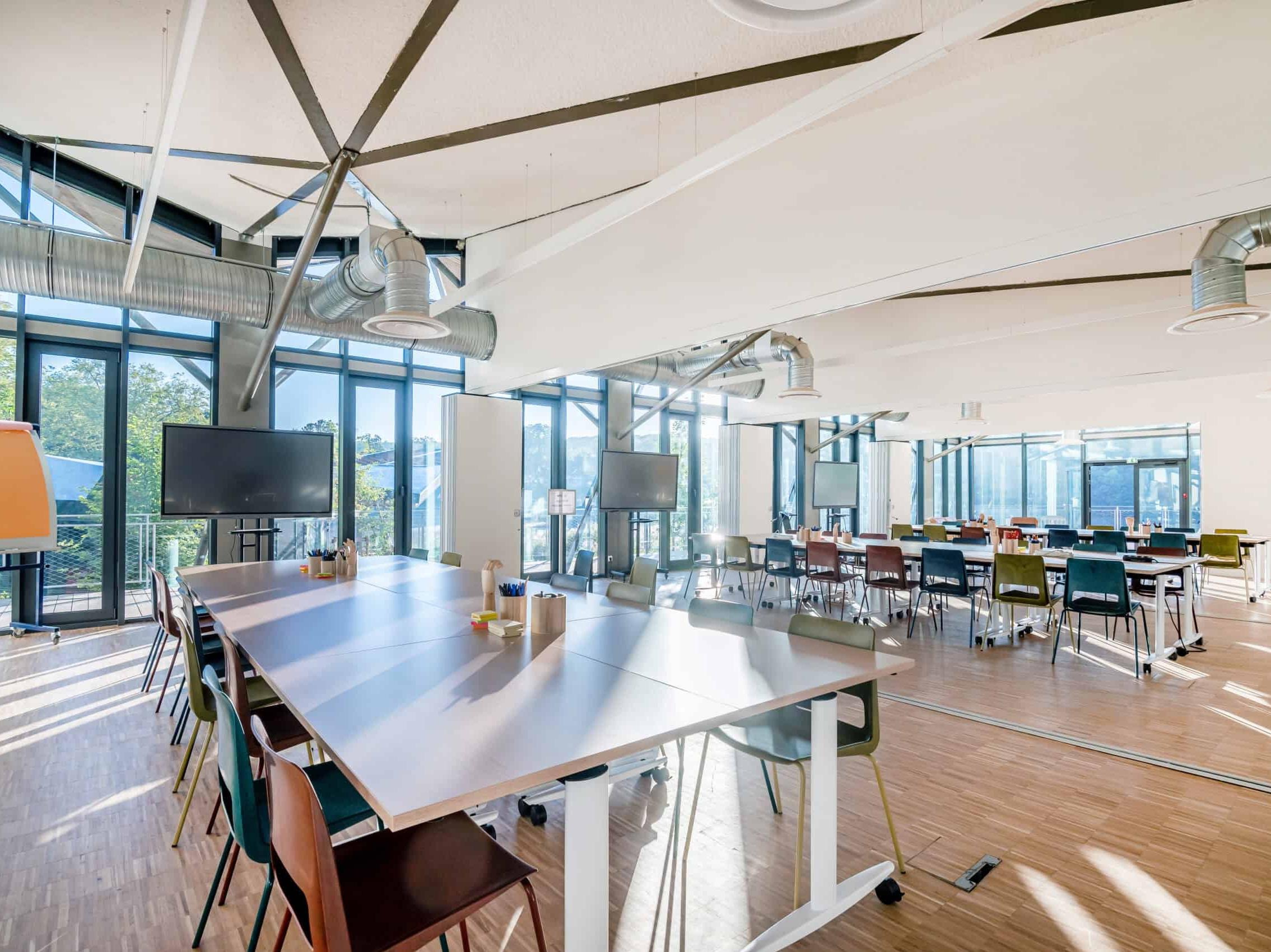 Teritoria les Roseaux, Restaurant du Hangar Y