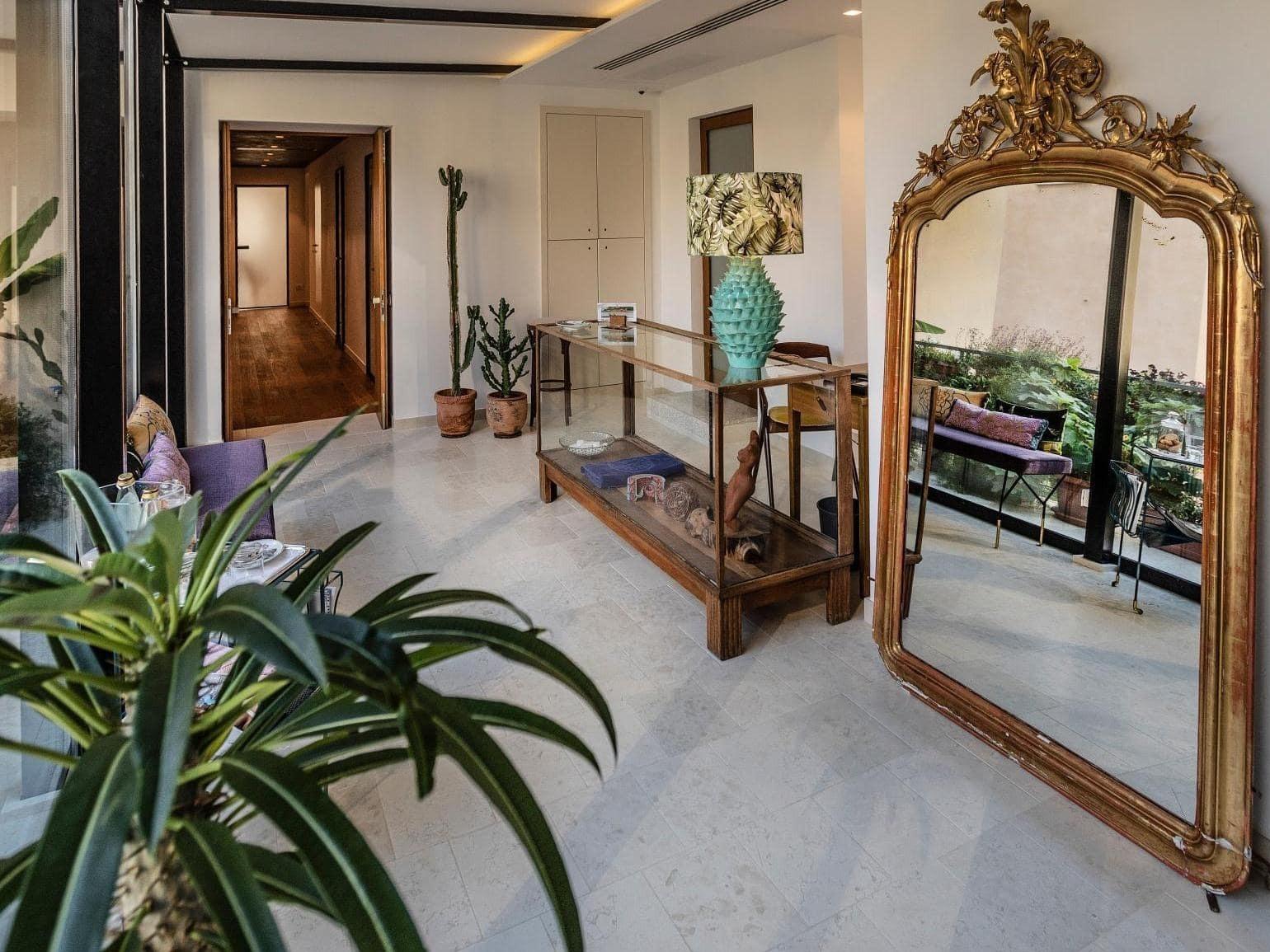 Teritoria Hôtel Regina Adelaide