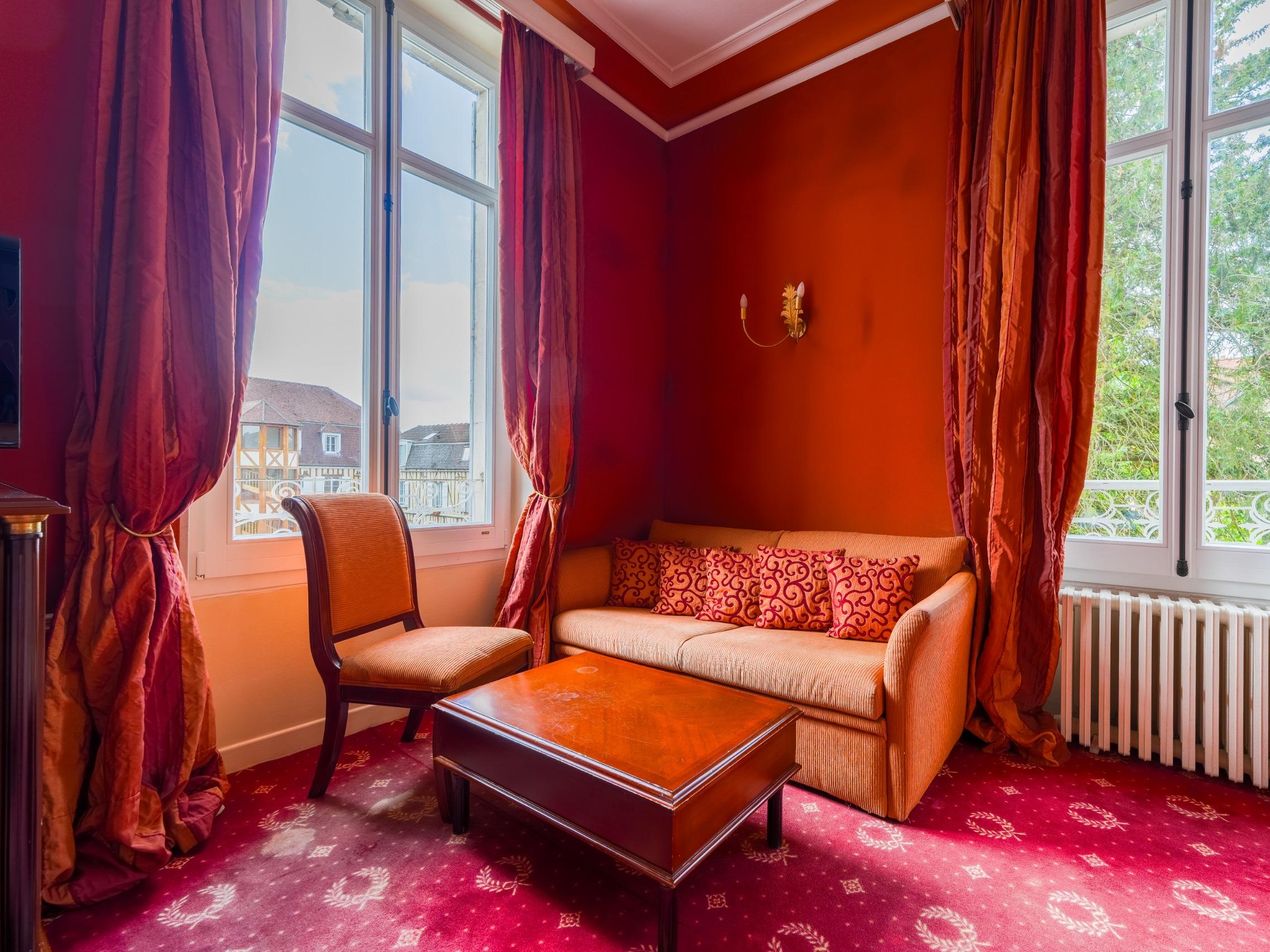 Logis Hôtel les Maréchaux